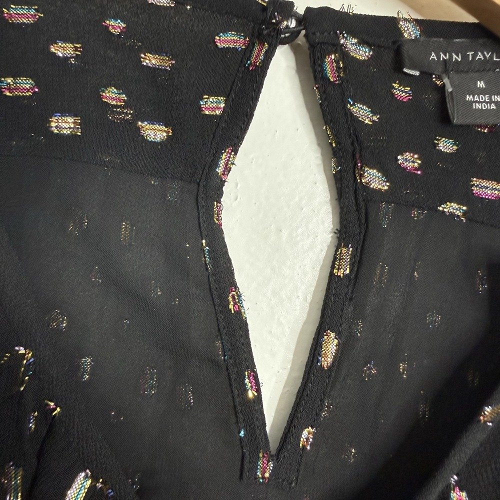 NWT Ann Taylor Metallic Clip Shirred Top‎ Black Medium Minimalist Career Office - Picture 10 of 12